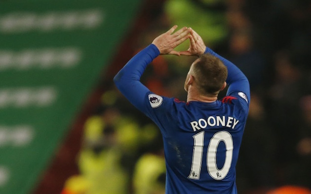 Wayne Rooney scores record-setting Manchester United goal