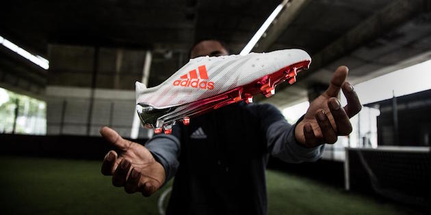 vergüenza comprar Método Featherweight Dominance: Adidas Goes Back to 99G - The Instep