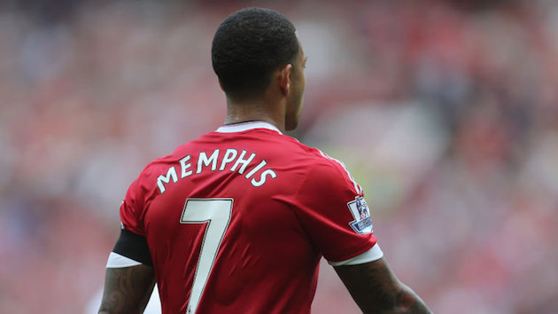 Memphis Depay sporting United's number 7 jersey