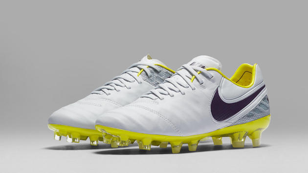 Nike Women's Tiempo Legend Radiation Flare