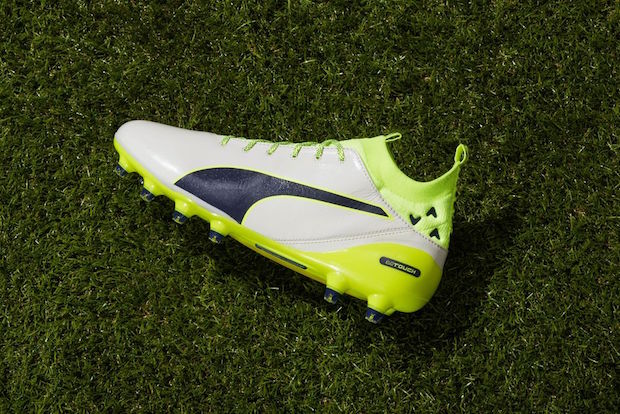 Puma evoTOUCH soccer cleats