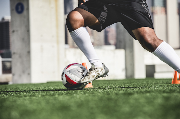 under armour camo cleats