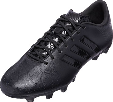 11 pro cleats