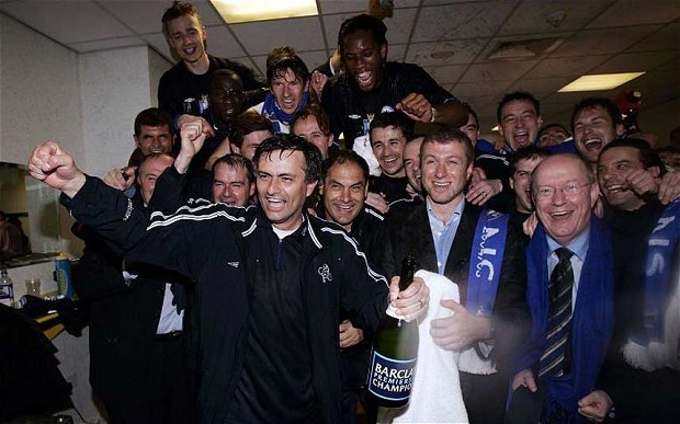 Mourinho and Abramovich celebrate