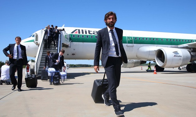 Andrea Pirlo steps off plane