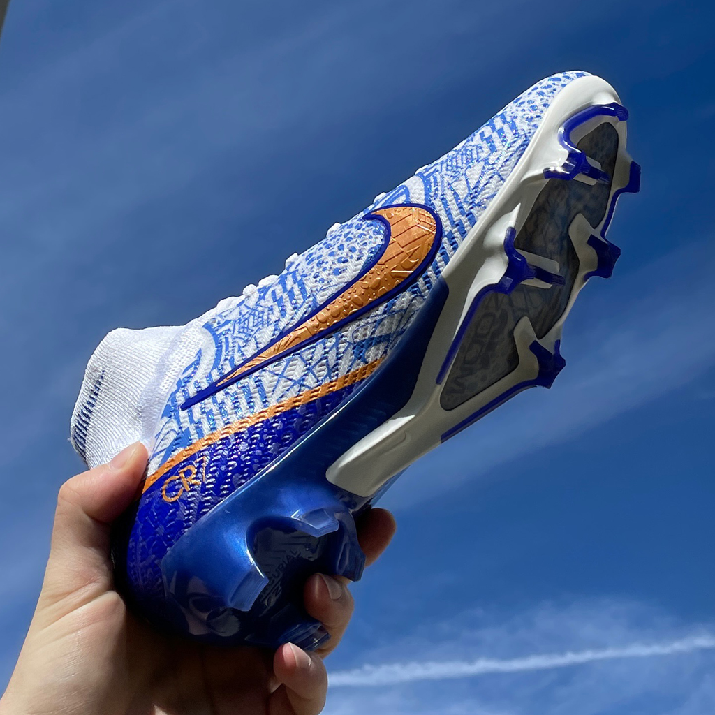 フットサルシューズCR7model Mercurial Nike