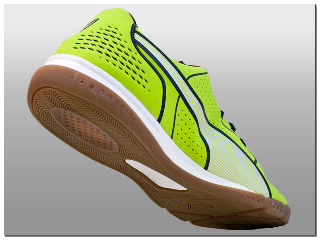 puma futsal shoes green