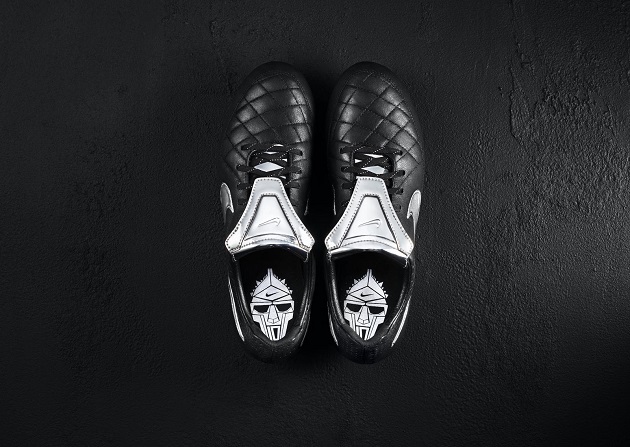 Game Recognize Game Nike Crafts the Totti inspired Tiempo Legend V Premium The Instep