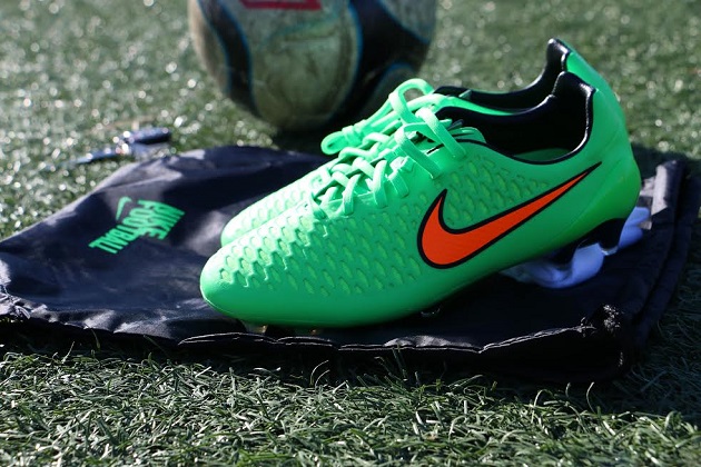 Nike Magista Opus | Highlight Pack The Instep