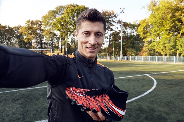 Robert Lewandowski Gets Exclusive Nike 