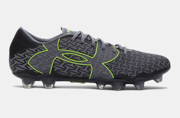 Under Armour Clutchfit Force 2.0 in black