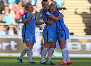 manchester-city-ladies-toni-duggan-izzy-christiansen-lucy-bronze