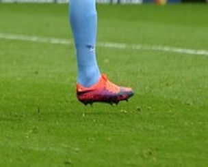 charlie-adam-stoke-city-hypervenom-phinish-2