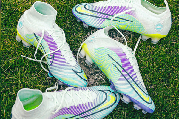 Cr7 boots deals chapter 5