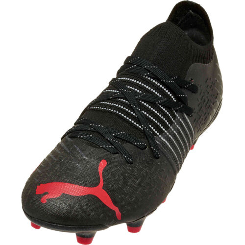 puma cleats black