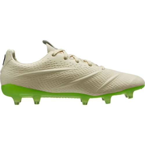 PUMA VGN King Platinum 21 FG – Ivory Glow & Black with Green Glare