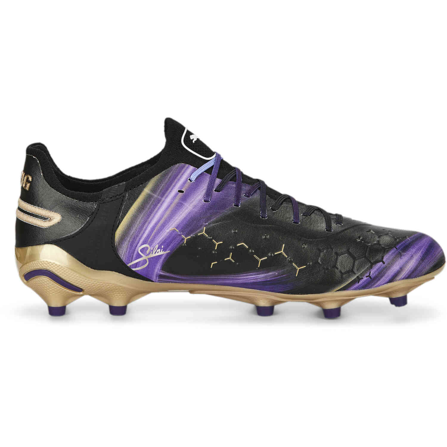 Puma hot sale purple cleats