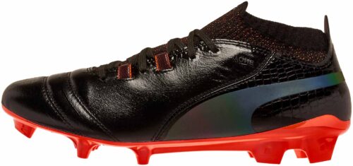 PUMA One Lux FG – Black/Shocking Orange