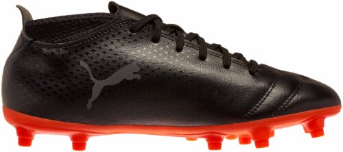 PUMA One 17.4 FG – Black/Shocking Orange