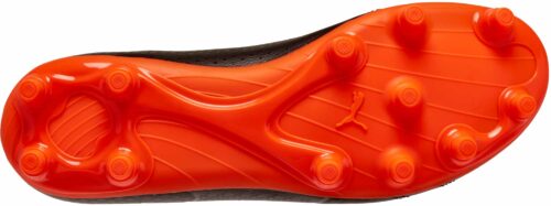 PUMA One 17.4 FG – Black/Shocking Orange
