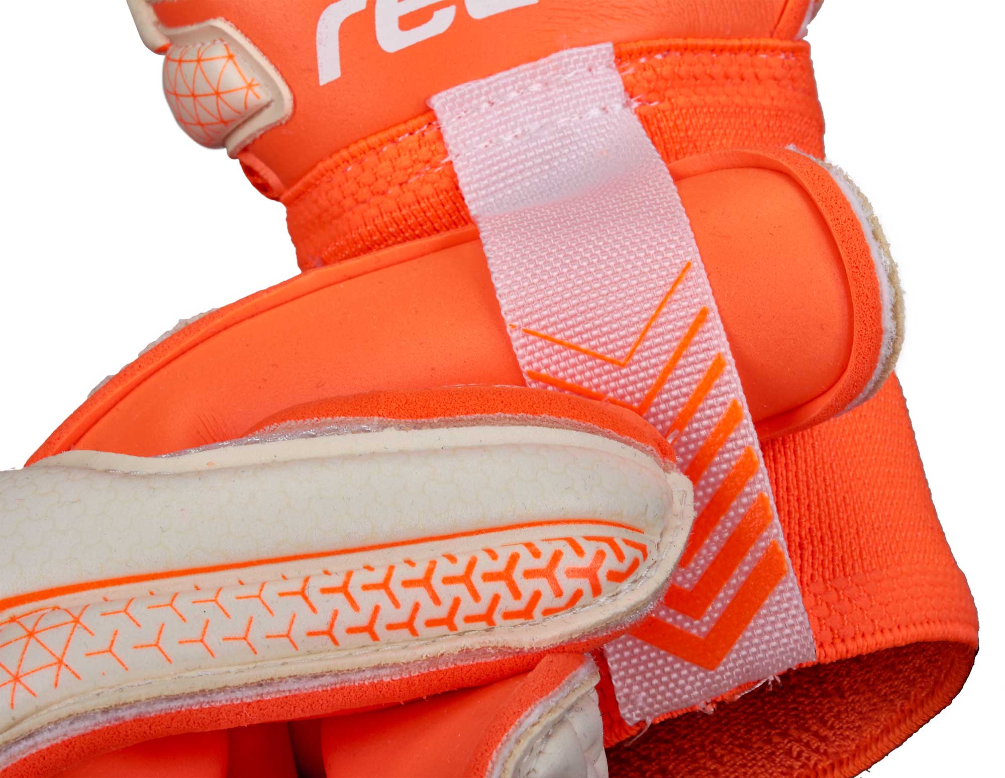 Reusch serathor pro g2 negative cut sales
