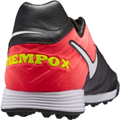 Nike TiempoX Mystic V TF – Black/Hyper Orange