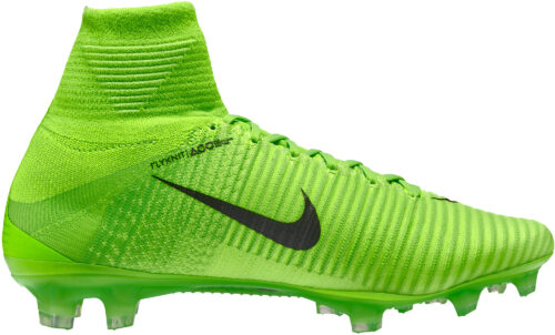 Ya que Preconcepción Ocultación Nike Mercurial Superfly V FG - Green Superfly Cleats