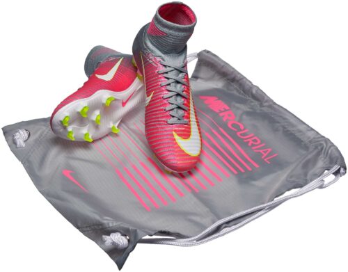 Nike Womens Mercurial Superfly V FG – Hyper Pink/White