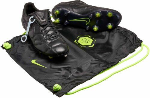 The Nike Premier II SG-Pro (ACT) – Black