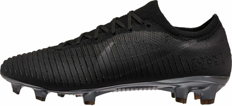 nike flyknit ultra cleats