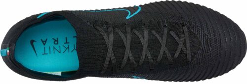 Nike Flyknit Ultra FG – Black/Gamma Blue