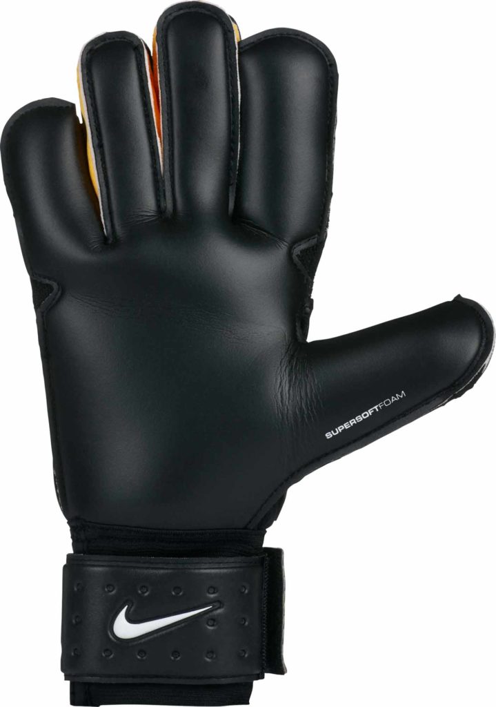 nike grip 3 goalkeeper gloves