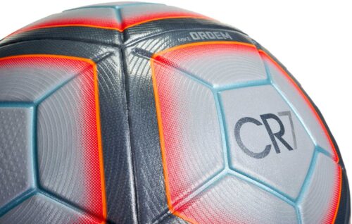 Nike Ordem 4 – CR7 – Wolf Grey/Total Crimson