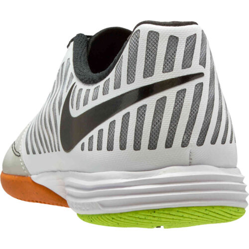 Nike Lunargato II IC – White & Black with Photon Dust with Light Curry