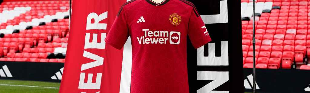 Manchester United Soccer Jersey Kit Shirt 19/20 2019-2020 small Hoodie zip  up