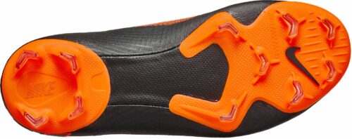 Nike Kids Superfly 6 Elite FG – Black/Total Orange