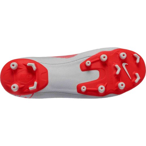 Nike Vapor 12 Academy MG – Wolf Grey/Bright Crimson/Pure Platinum