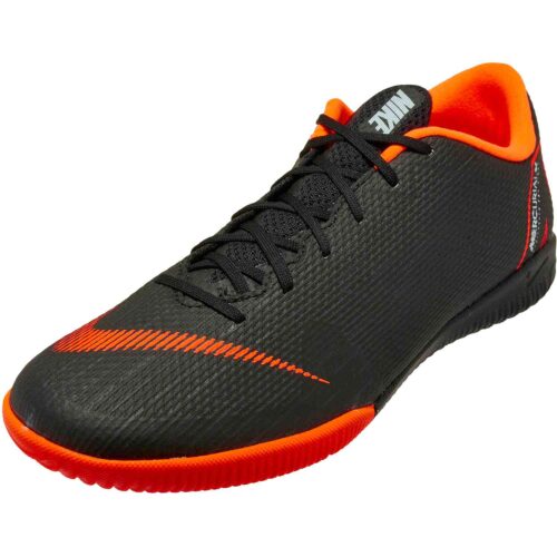 Nike VaporX 12 Academy IC – Black/Total Orange