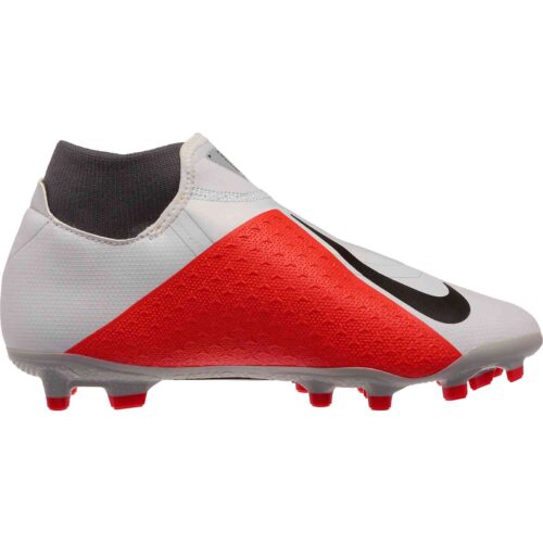 Nike Phantom Vision Academy MG – Pure Platinum/Black/Light Crimson/Dark Grey