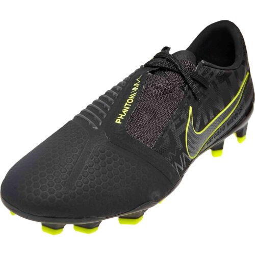 Nike Phantom Venom Pro FG – Under the Radar