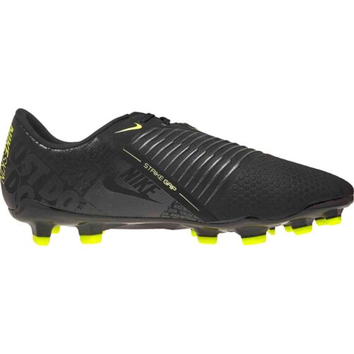 Nike Phantom Venom Pro FG - Under the Radar - SoccerPro