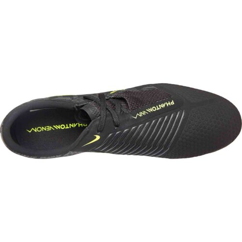 Nike Phantom Venom Pro FG – Under the Radar