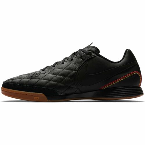 Nike TiempoX Ligera IV IC – 10R – Black/Metallic Gold