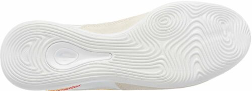 Nike Lunar LegendX 7 Pro IC – 10R – White/Metallic Gold/White
