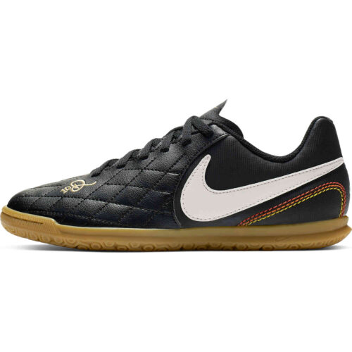 Kids Nike 10R Tiempo Legend 7 Club IC – Black/Light Orewood/Brown/Metallic Gold