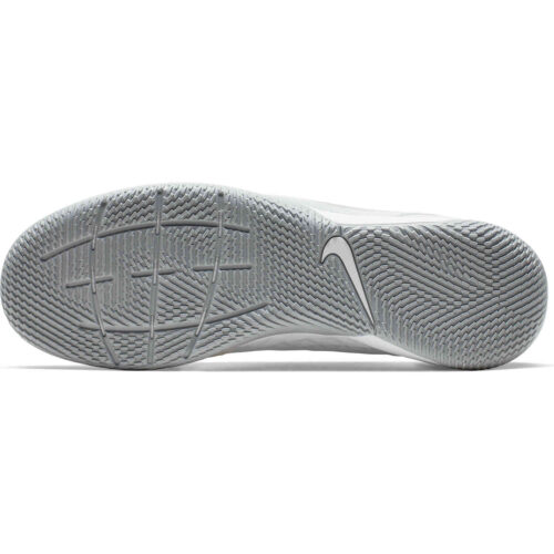 Nike Tiempo Legend 8 Academy IC – White & Chrome with Pure Platinum
