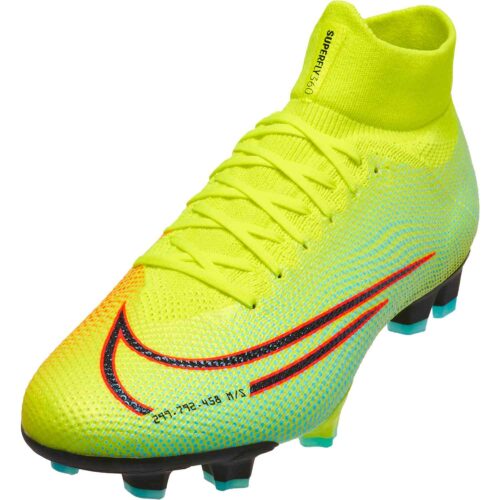 cr7 soccer shoes
