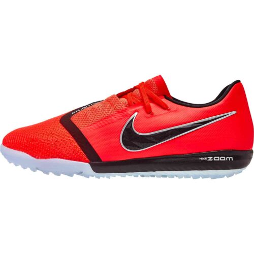 Authentic Nike Phantom Venom Turf Football Shoes White .