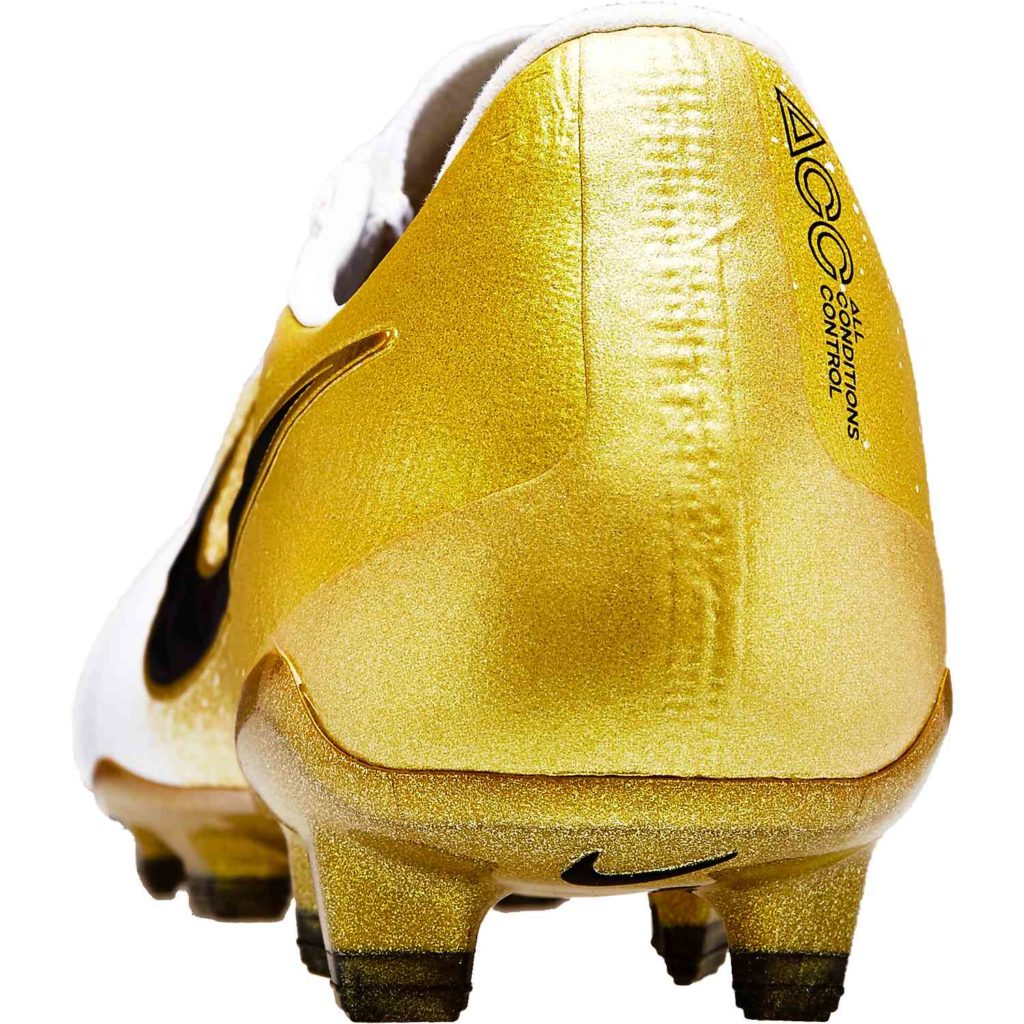 nike phantom venom ball