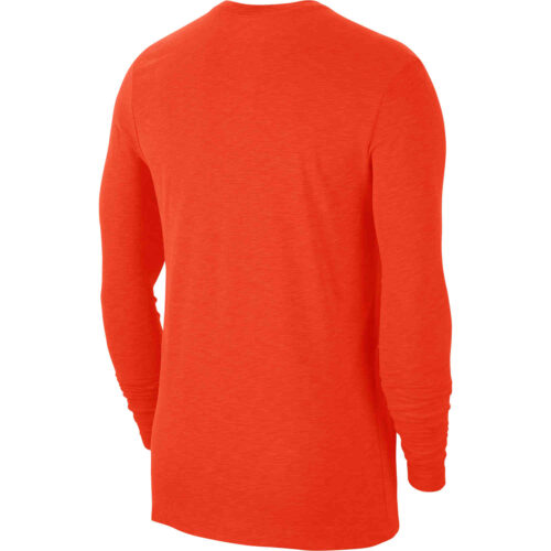 Nike Dri-Fit Cotton L/S Swoosh Tee – Team Orange